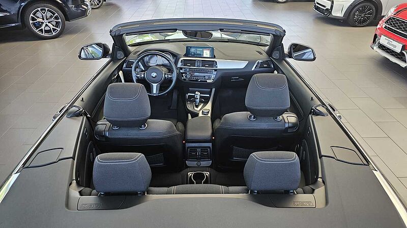 BMW 220i Cabrio Aut. Advantage ACC | RFK | H/K | Keyless
