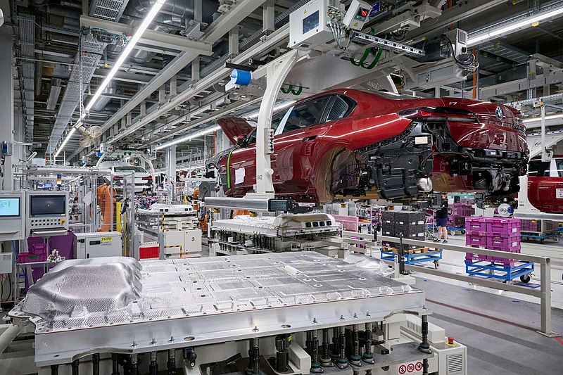 Montage des BMW Group Werks Dingolfing gewinnt „Automotive Lean Production Award“