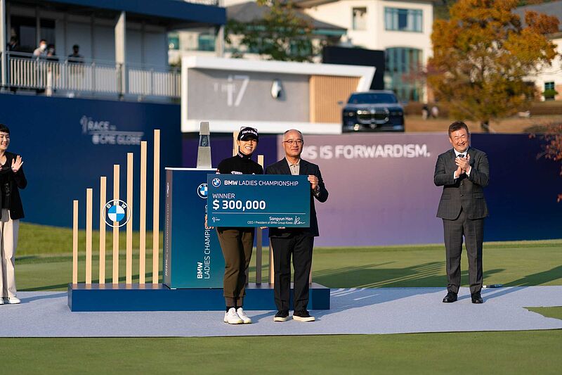 Lydia Ko gewinnt die BMW Ladies Championship 2022 in Südkorea vor 81.675 Zuschauern.