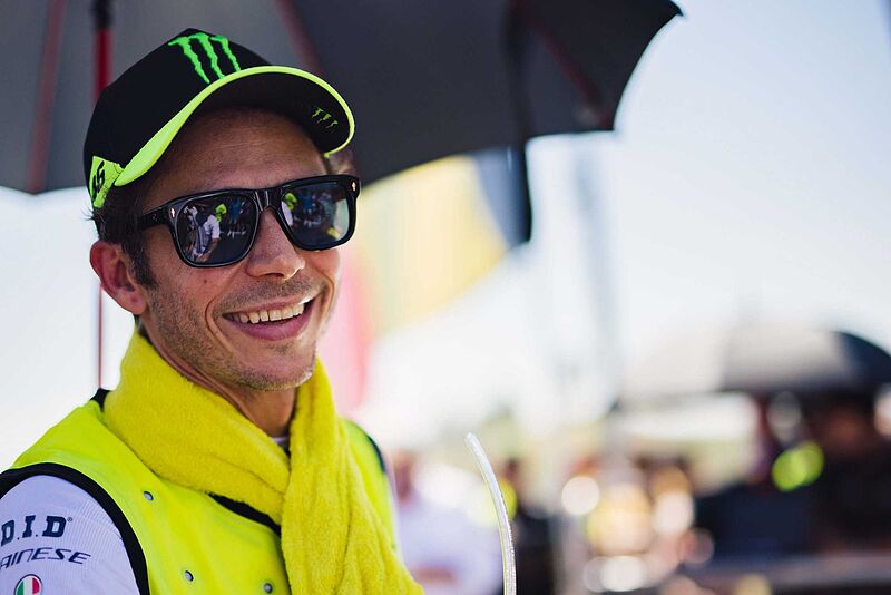 Valentino Rossi wird neues Mitglied der Werksfahrer-Familie von BMW M Motorsport.