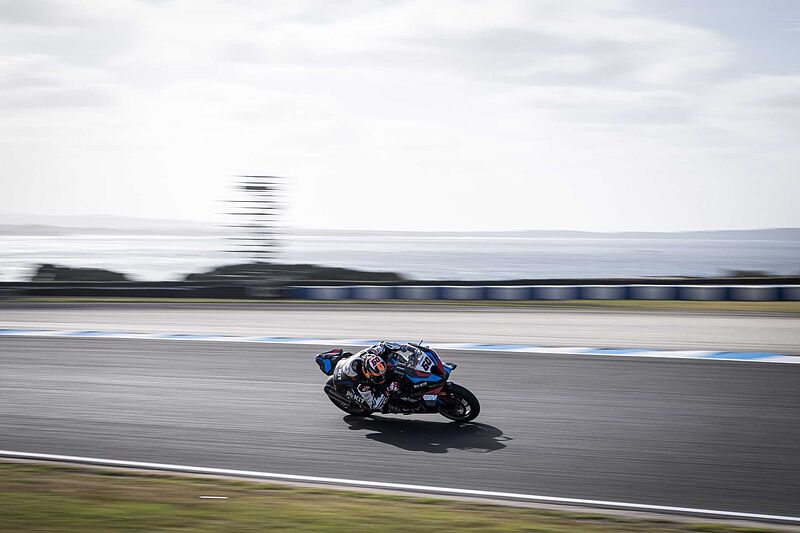 BMW Motorrad Motorsport startet mit der neuen BMW M 1000 RR in die WorldSBK-Saison 2023.