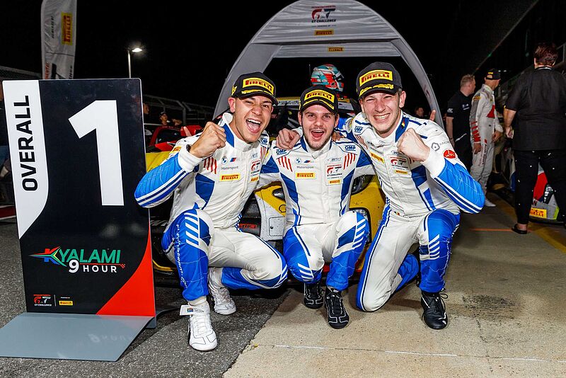 Kyalami 9 Hour: BMW M Team WRT feiert Zweifachsieg mit dem BMW M4 GT3 in Südafrika.