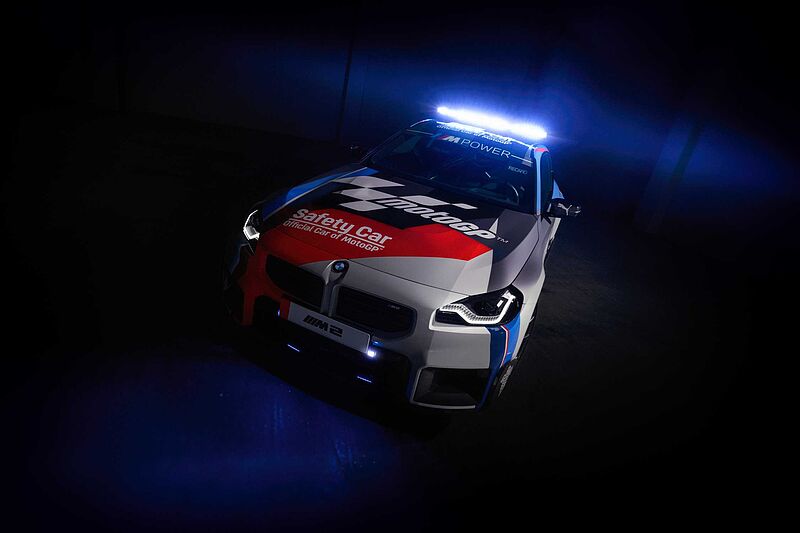 25. Jahr als „Official Car of MotoGP™“: BMW M startet mit neuem BMW M2 MotoGP™ Safety Car in die Jubiläumssaison.