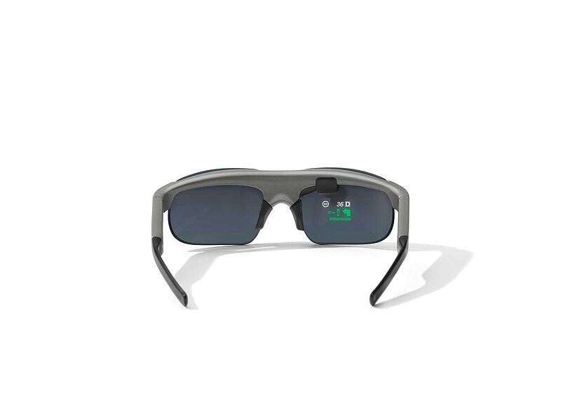 BMW Motorrad präsentiert ConnectedRide Smartglasses.