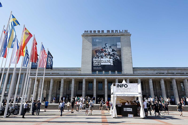 Rund 37.000 Besucher feiern BMW Motorrad in Berlin