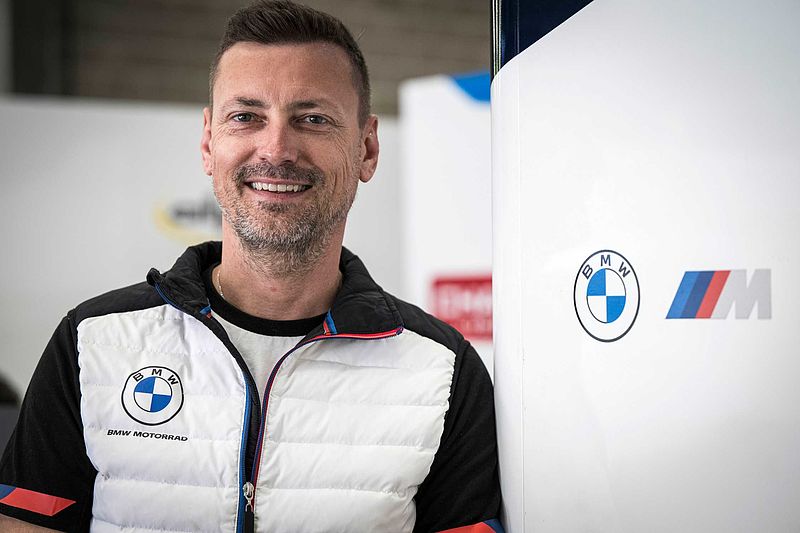 Titel, Siege, Podien: BMW Motorrad Motorsport blickt zurück auf erfolgreiche Kundensport-Saison 2023.