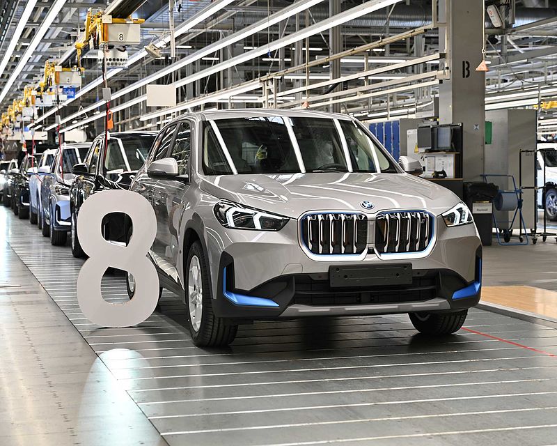 Acht Millionen BMW Fahrzeuge in 37 Jahren Werksgeschichte