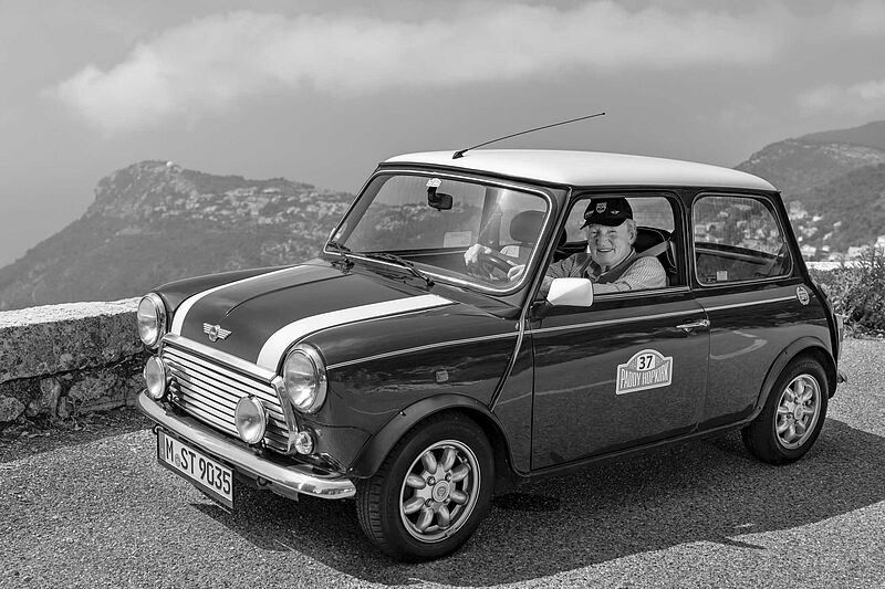 Die Welt des Motorsports trauert. MINI verneigt sich vor Paddy Hopkirk, einem der ganz Großen Sportsmänner.