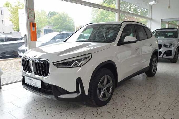 BMW X1 18i sDrive  Aut.1.Hd.
