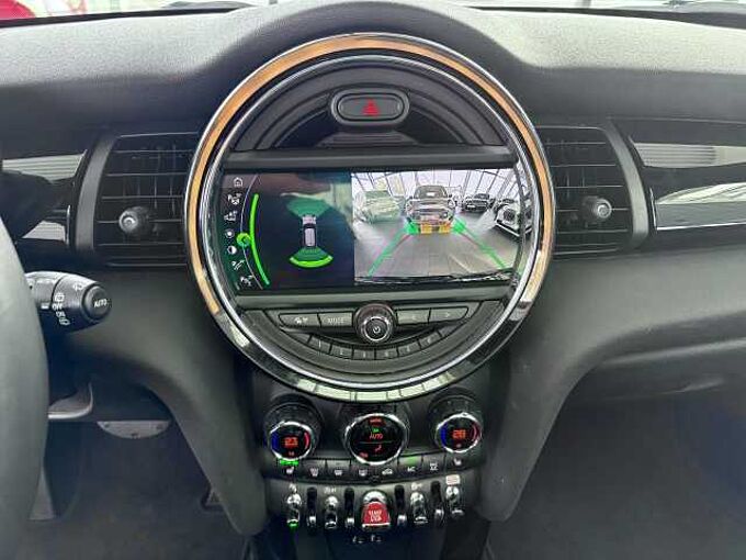 MINI Cooper S Pano/H&K /Navi/Autom. S