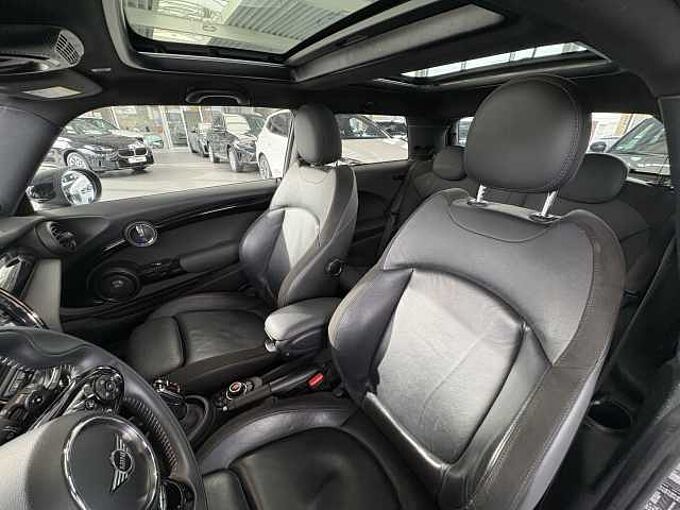 MINI Cooper S Pano/H&K /Navi/Autom. S