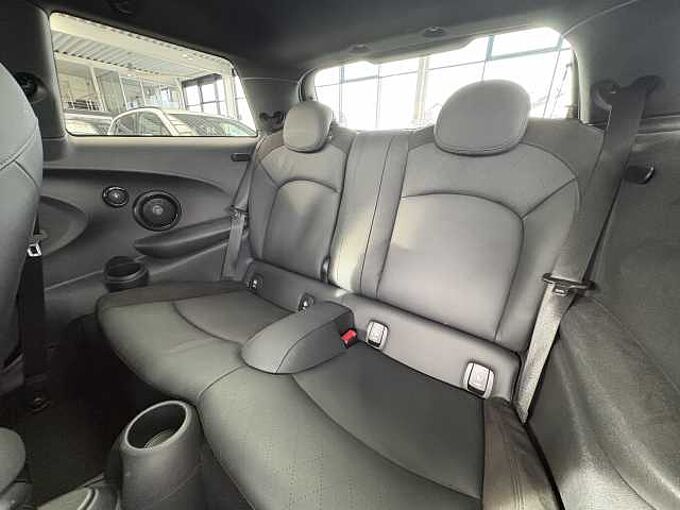 MINI Cooper S Pano/H&K /Navi/Autom. S