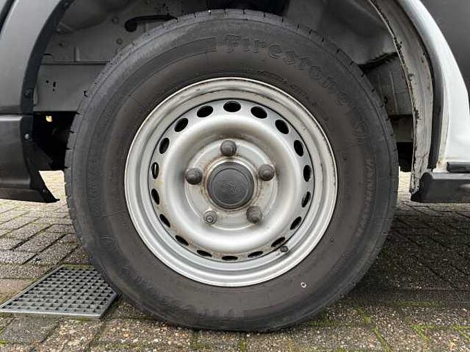 Ford Transit Doka Pritsche