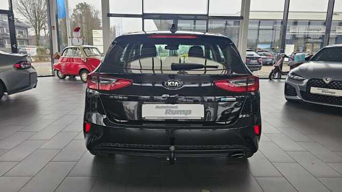 Kia cee'd / Ceed Automatik | AHK | SHZ | NAVI