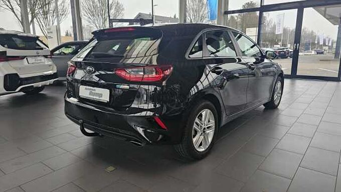 Kia cee'd / Ceed Automatik | AHK | SHZ | NAVI