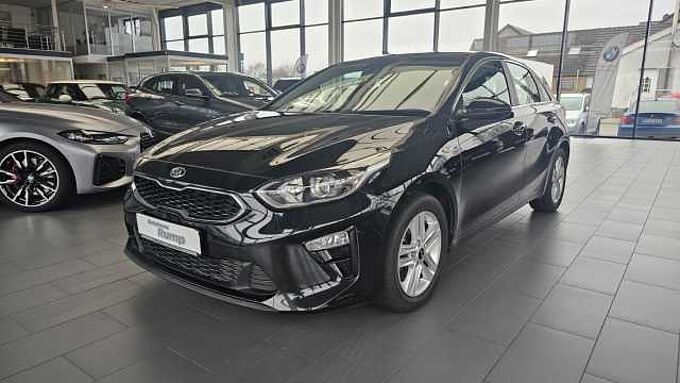 Kia cee'd / Ceed Automatik | AHK | SHZ | NAVI