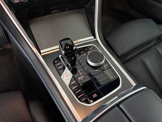 BMW 840d xDrive Coupe Driv.Prof. / Park+ / HUD / Laser