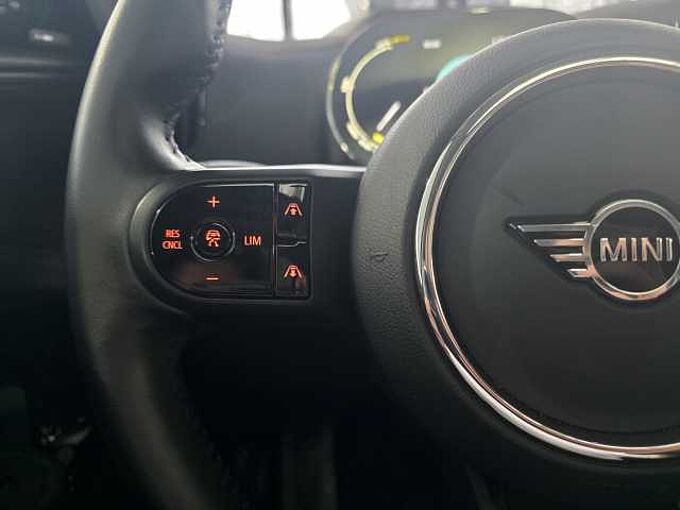 MINI Cooper SE Countryman All4 Aut. Trim / Pano / HUD / H&K / ACC