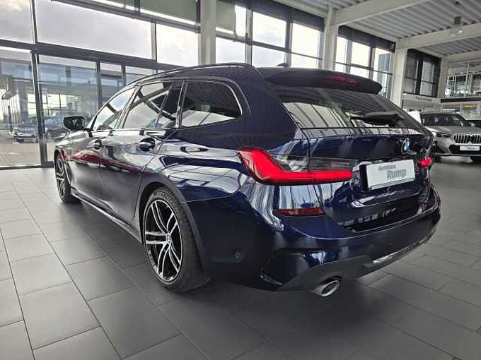 BMW 330d Touring. M Sport HUD/Drive.Prof./AHK/PANO