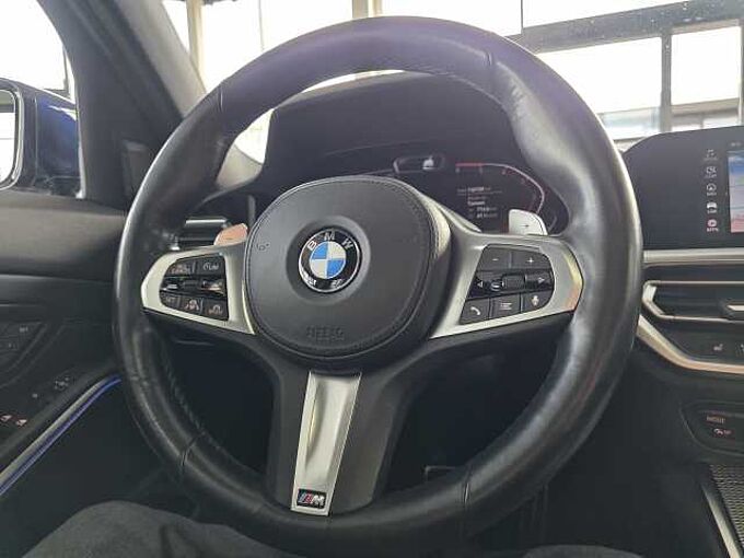 BMW 330d Touring. M Sport HUD/Drive.Prof./AHK/PANO
