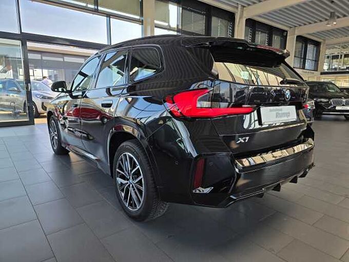BMW X1 sDrive18i M Sportpaket / Adapt.LED / Keyless