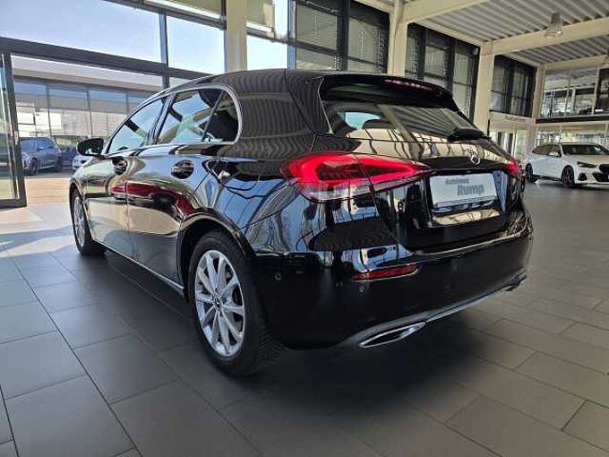 Mercedes-Benz A 250 4Matic 7G-DCT Progressive Multibeam LED / MBUX