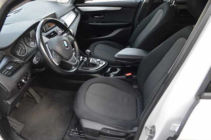 BMW 218i Active Tourer 