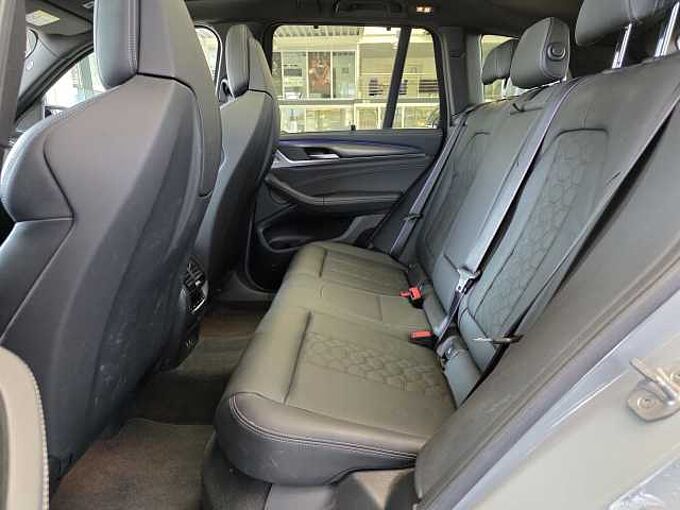 BMW X3 M M-Sport AHK/RFK/HUD/Pano