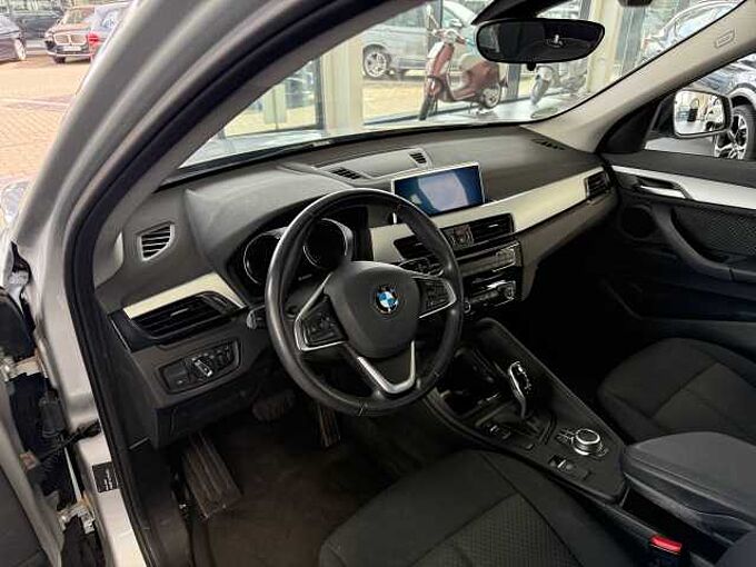 BMW X1 18d sDrive AHK/NAVI/KLIMA