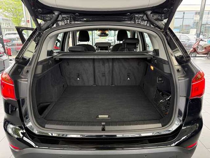BMW X1 sDrive 18i Automatik /Sitzheizung