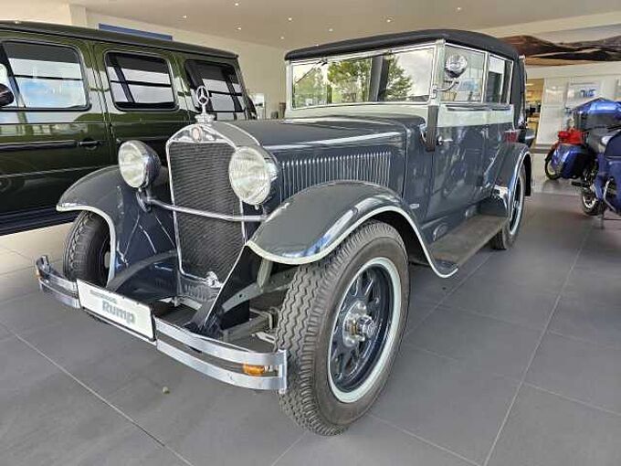 Mercedes-Benz Stuttgart 260 (W11) 