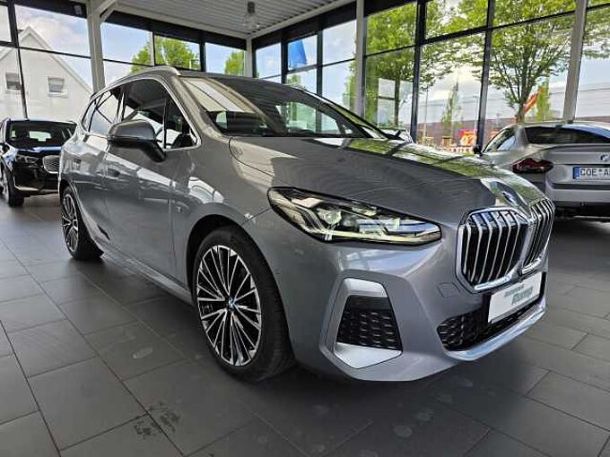 BMW 218i Active Tourer M Sport Sitzhzg/Pano/RFK/KeylessGo