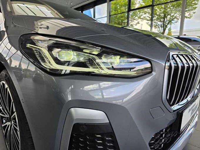 BMW 218i Active Tourer M Sport Sitzhzg/Pano/RFK/KeylessGo