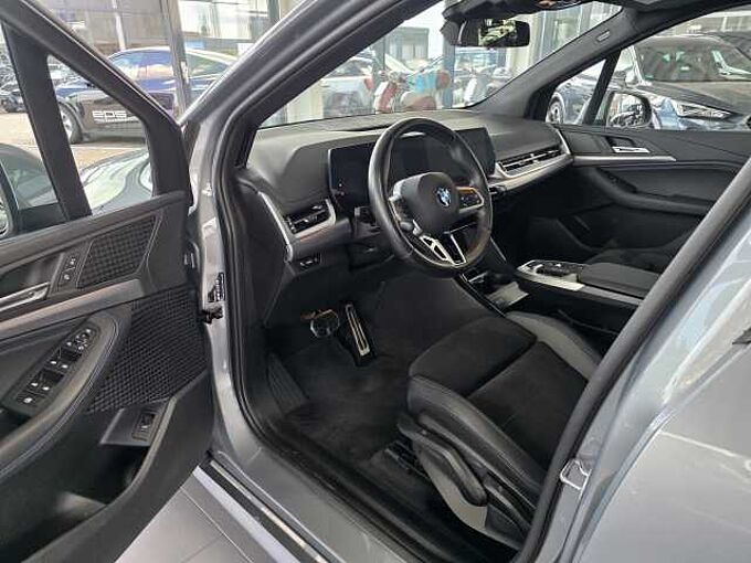 BMW 218i Active Tourer M Sport Sitzhzg/Pano/RFK/KeylessGo