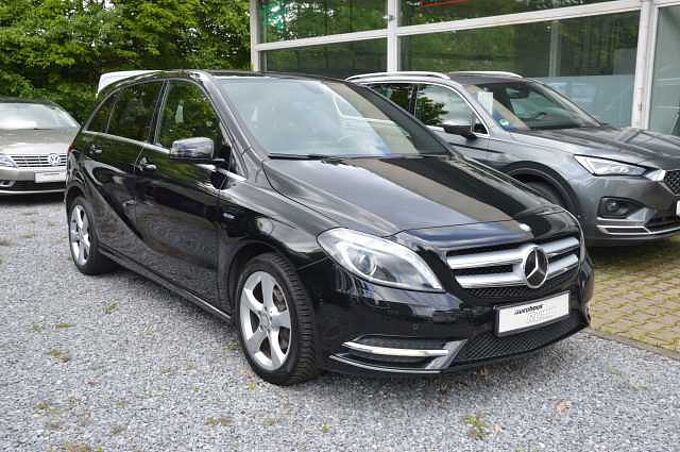Mercedes-Benz B 200 Sports Tourer 1.Hd. AHK