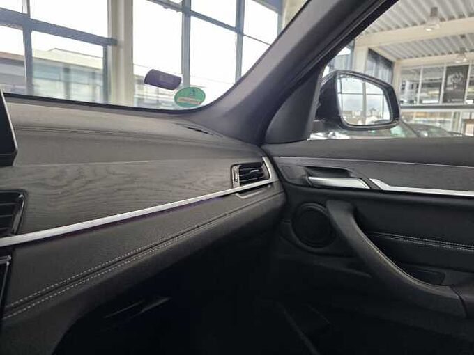 BMW X1 25e xDrive M Sport HUD/AHK/ACC/RFK