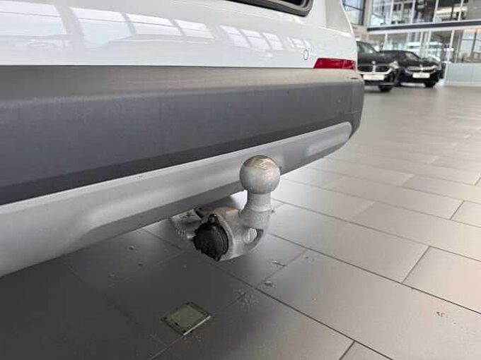 BMW X1 sDrive18i AHK,Adapt.LED,NAVI,RFK
