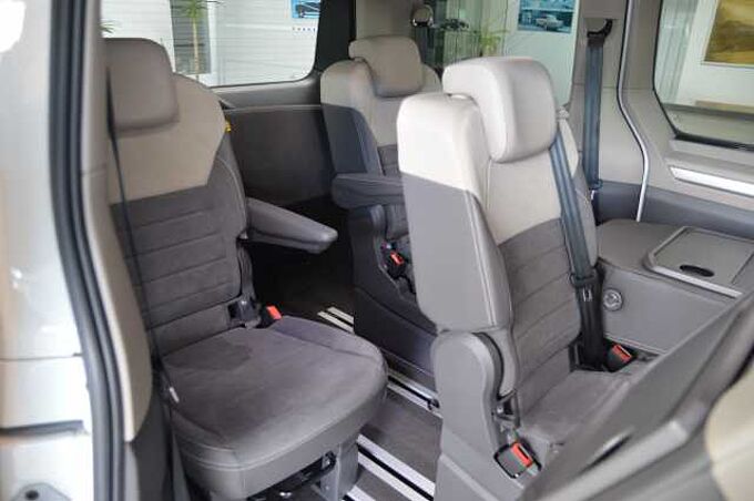 Volkswagen 2.0TDI Autom. Edit. Standh.AHK