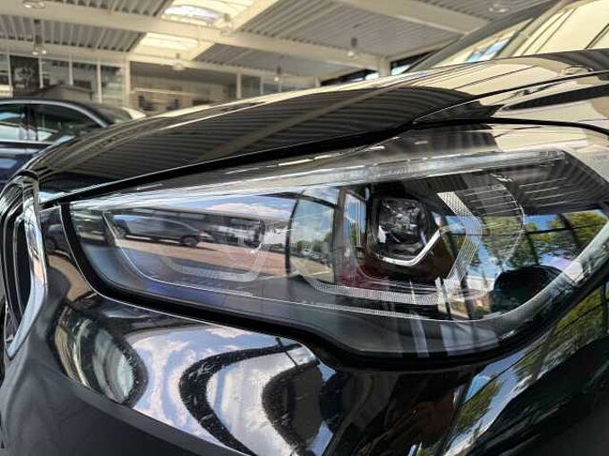 BMW X1 sDrive18i Advantage | LED| Navi | AHK 