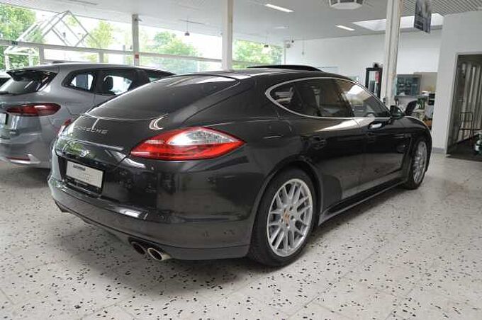 Porsche Panamera 4S PDK SD