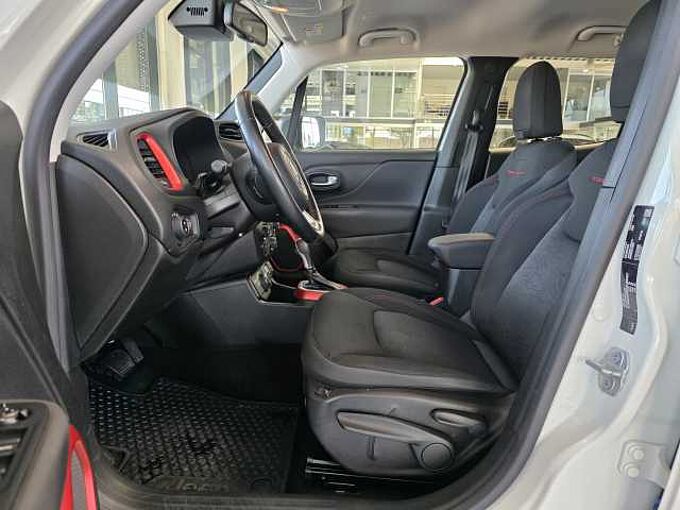 Jeep Renegade 2.0 MultiJet 4WD Automatik Trailhawk