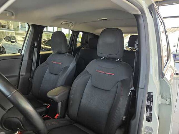 Jeep Renegade 2.0 MultiJet 4WD Automatik Trailhawk