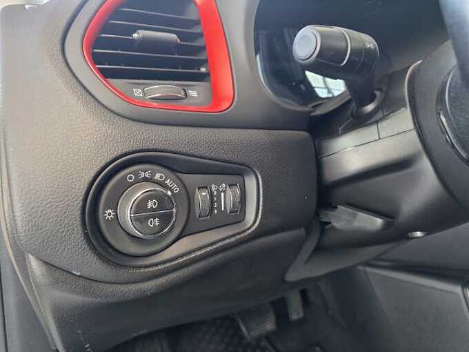 Jeep Renegade 2.0 MultiJet 4WD Automatik Trailhawk