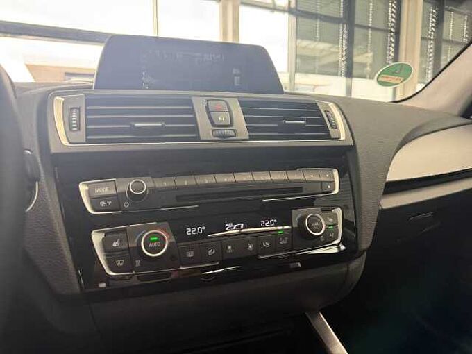 BMW 120d Sport-Aut. Advantage Adpt.LED/RFK/GSD/HiFi