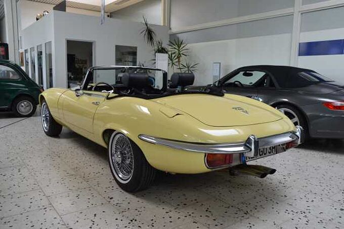 Jaguar E-Type Serie III  V12 OTS