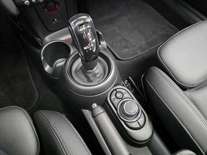 MINI Cooper 3trg. Autom. Pano/Leder/LED/Apple/PDC