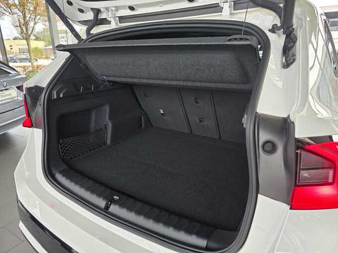 BMW X1 sDrive18i M-Sport Pro AHK/H-K/DAB/Navi/LED
