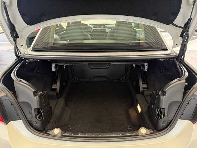 BMW M4 Cabrio Competition Individual/HUD/M Driver&rsquo;s Pac.