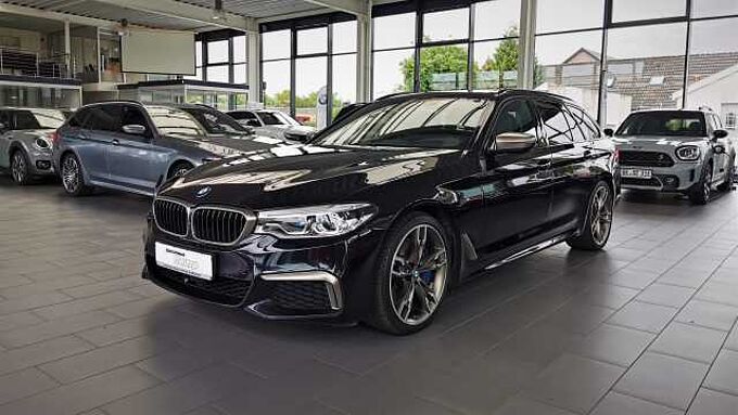 BMW M550d xDrive Touring Pano | DA & PA Plus | HUD