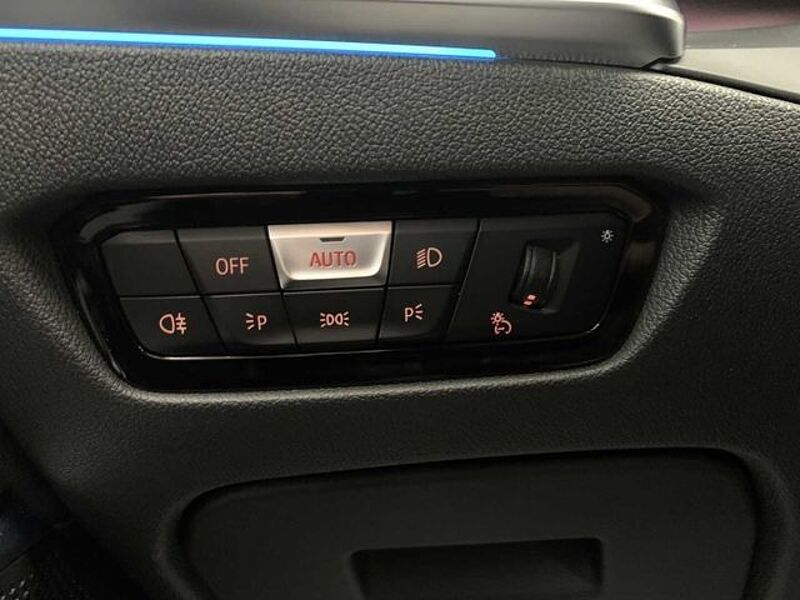 BMW 330e Advantage HUD LiveCo. Prof. Driv.